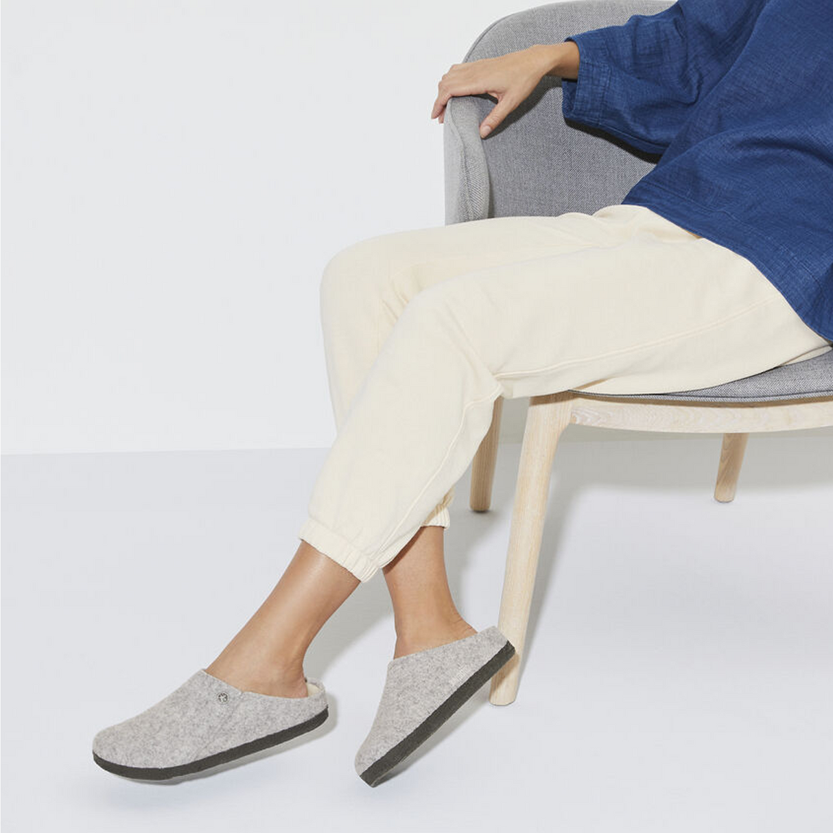 Birkenstock Zermatt Slipper (Men) - Light Gray Wool/Natural Shearling Dress-Casual - Slipper - The Heel Shoe Fitters