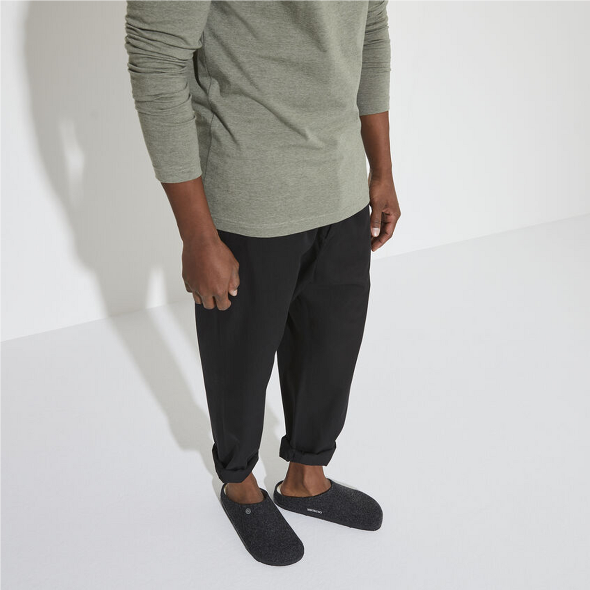 Birkenstock Zermatt Slipper (Unisex) - Anthracite Wool/Natural Shearling Dress-Casual - Slipper - The Heel Shoe Fitters