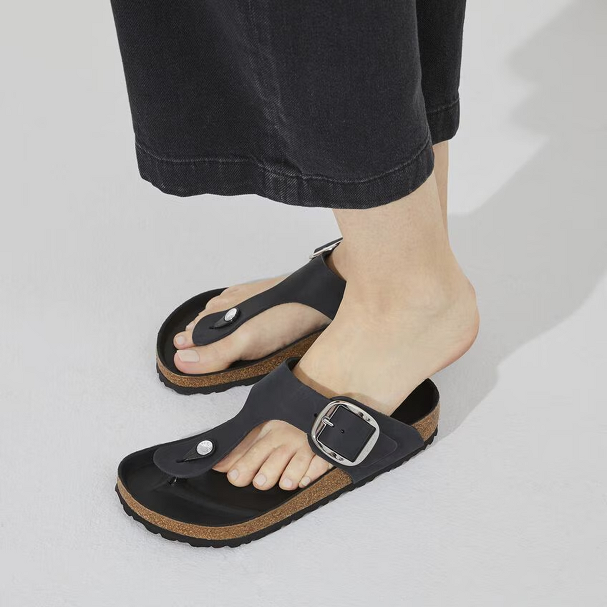 Birkenstock Gizeh Big Buckle Sandal (Women) - Black Oiled Leather Sandal - Thong - The Heel Shoe Fitters