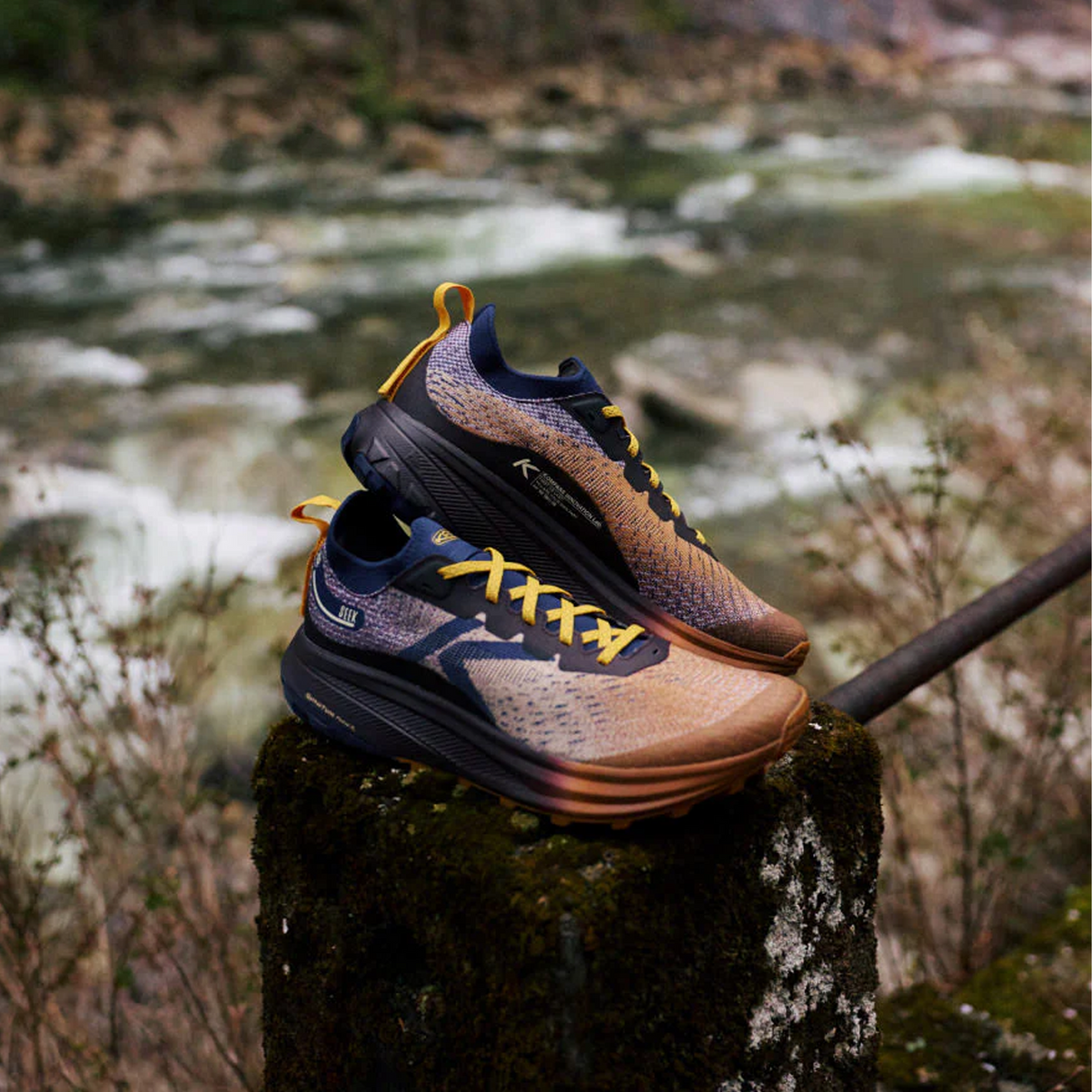 Keen Seek Trail Running Shoe (Men) - Chipmunk/Symphonic Sunset