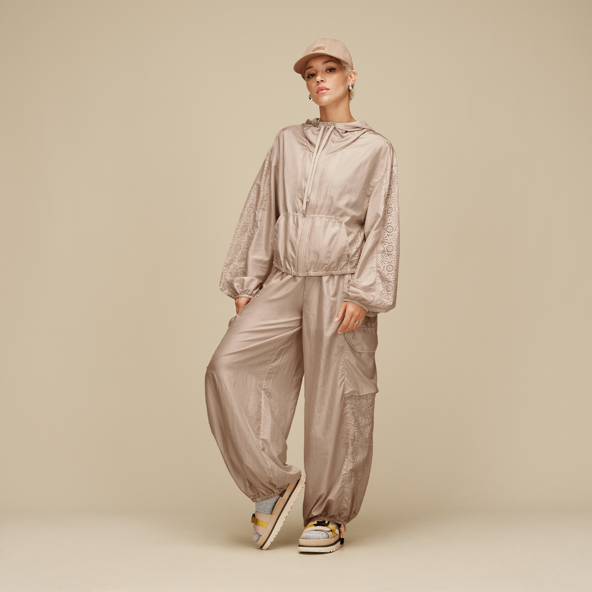 UGG® GoldenStar Wildwood (Women) - Sandcastle