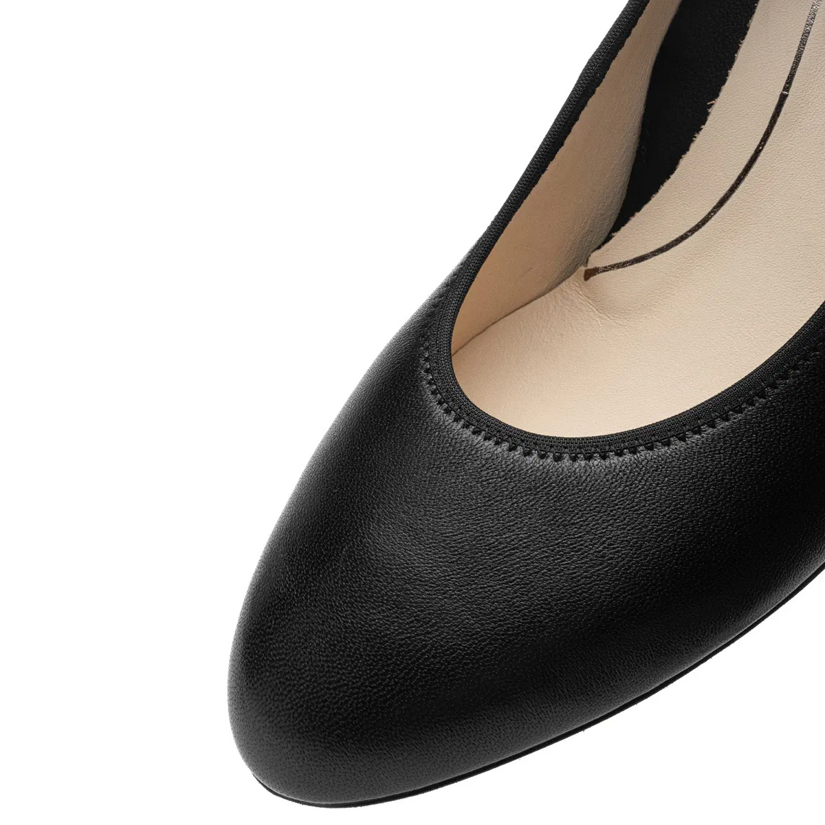 Ara Kendall Pump (Women) - Black Nappa