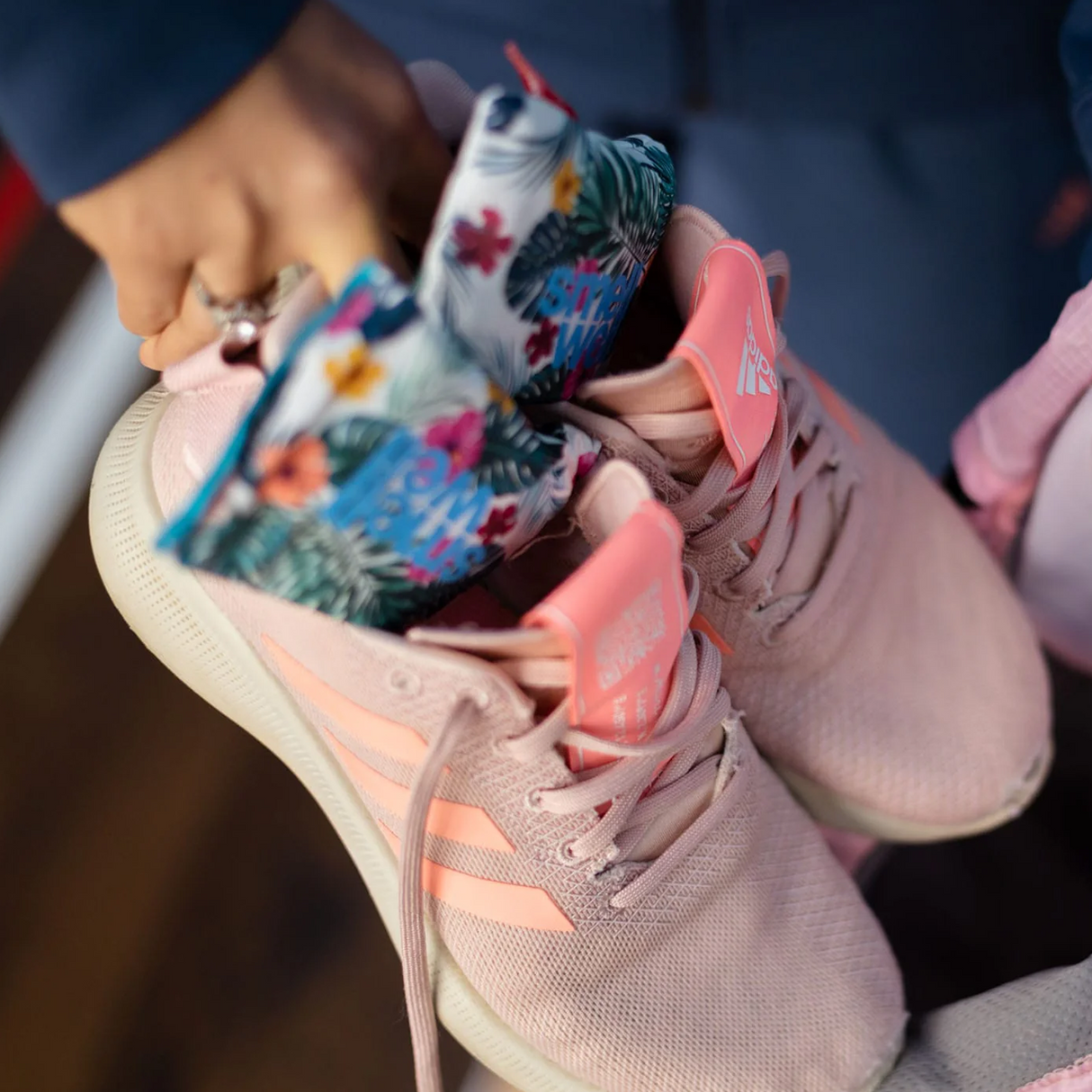 SmellWell Active Freshener Insert - Hawaii Floral Accessories - Shoe Care - The Heel Shoe Fitters