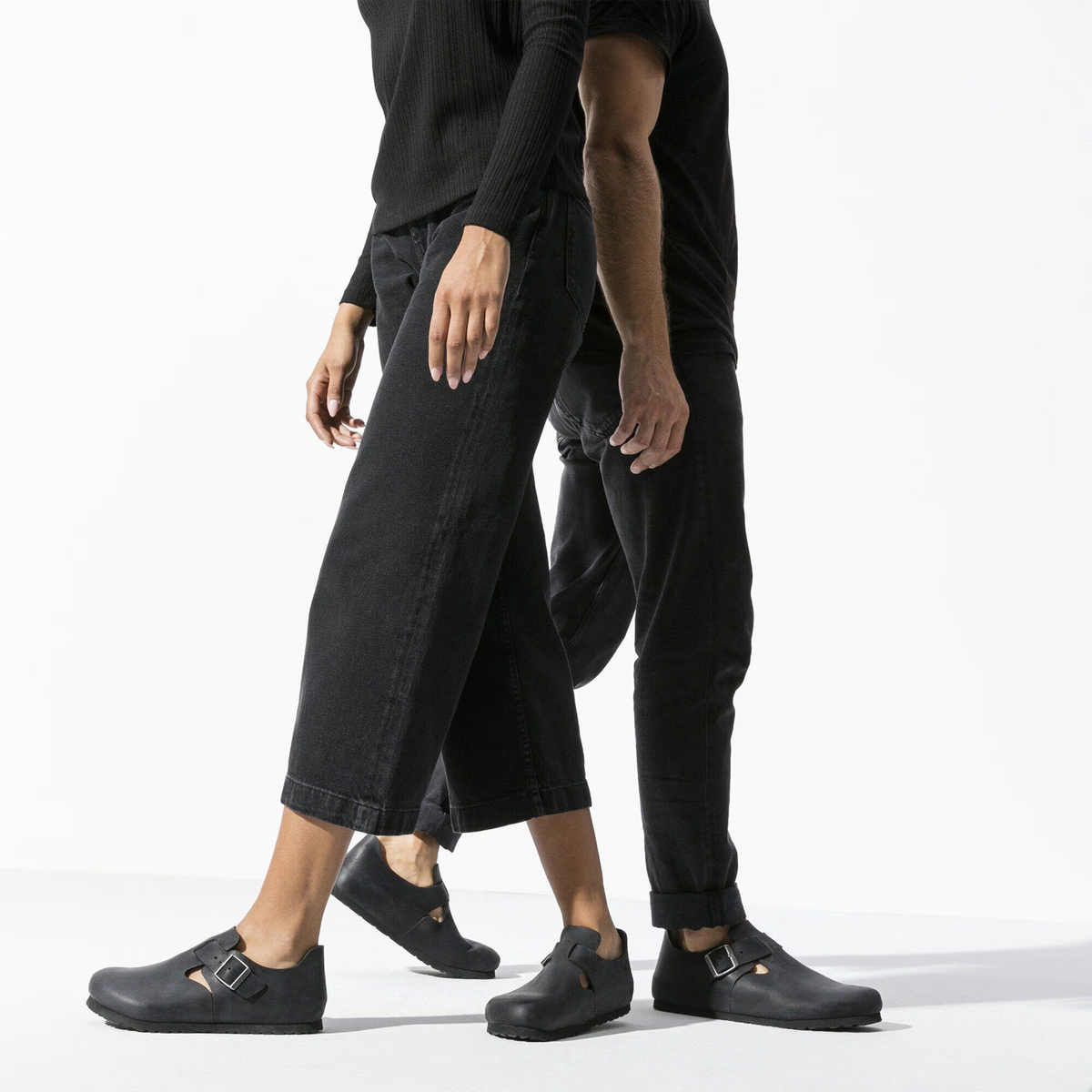 Birkenstock London Clog (Unisex) - Black Oiled Leather