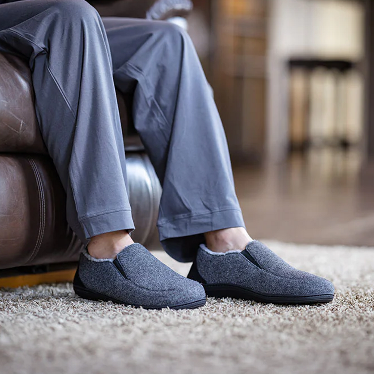 PowerStep Twin Gore Slipper (Men) - Charcoal Dress-Casual - Slipper - The Heel Shoe Fitters