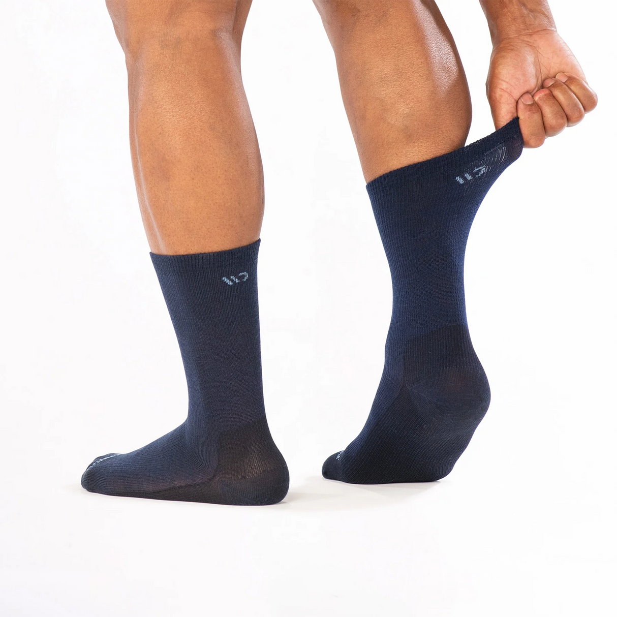Wide Open Solid Lightweight Crew Sock (Men) - Navy Accessories - Socks - Lifestyle - The Heel Shoe Fitters