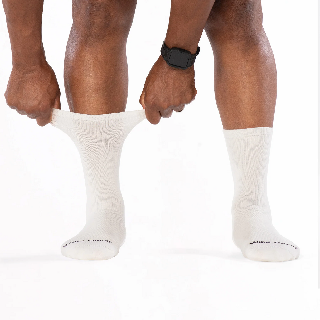 Wide Open Solid Lightweight Crew Sock (Men) - White Accessories - Socks - Lifestyle - The Heel Shoe Fitters