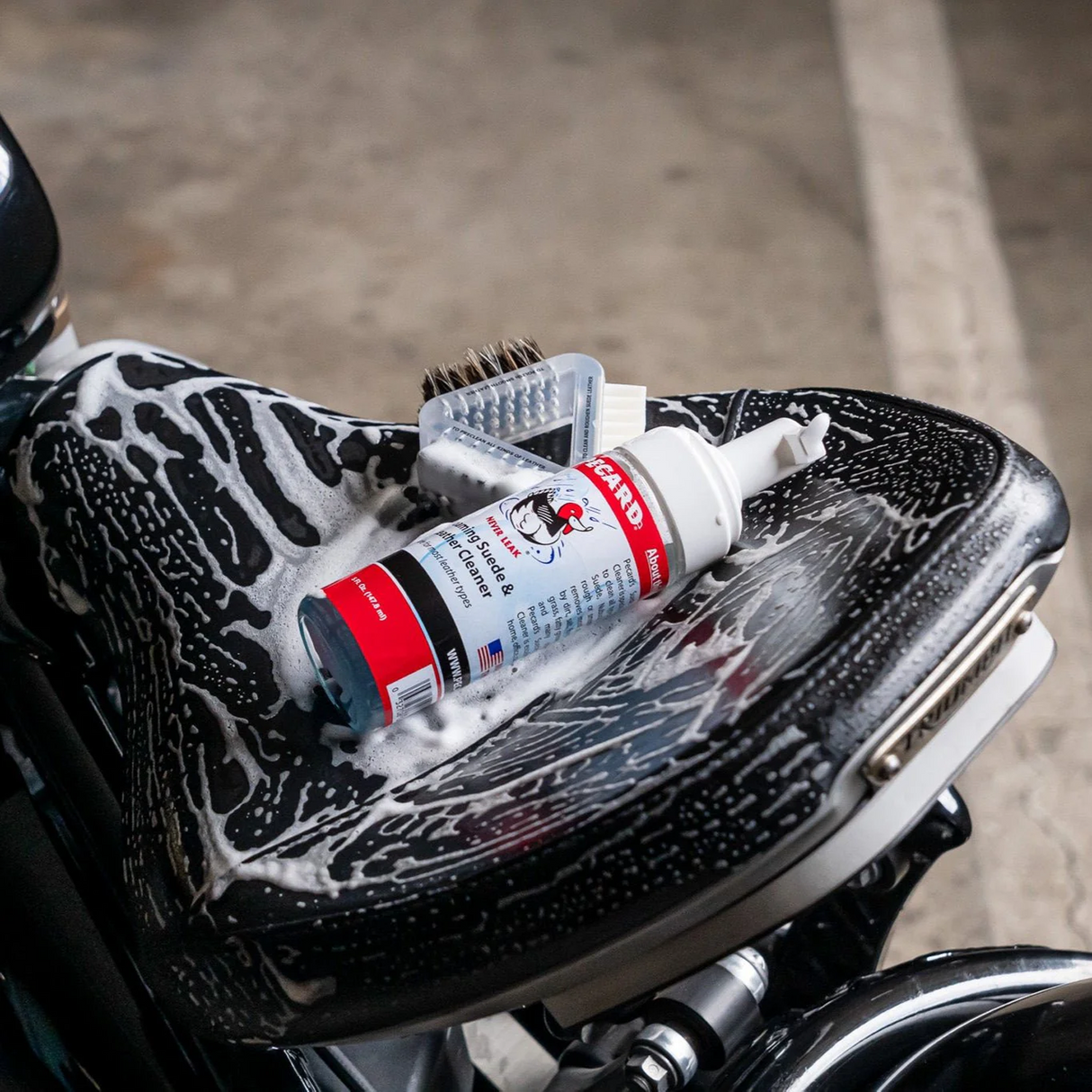 Pecard Foaming Suede Cleaner Accessories - Shoe Care - The Heel Shoe Fitters