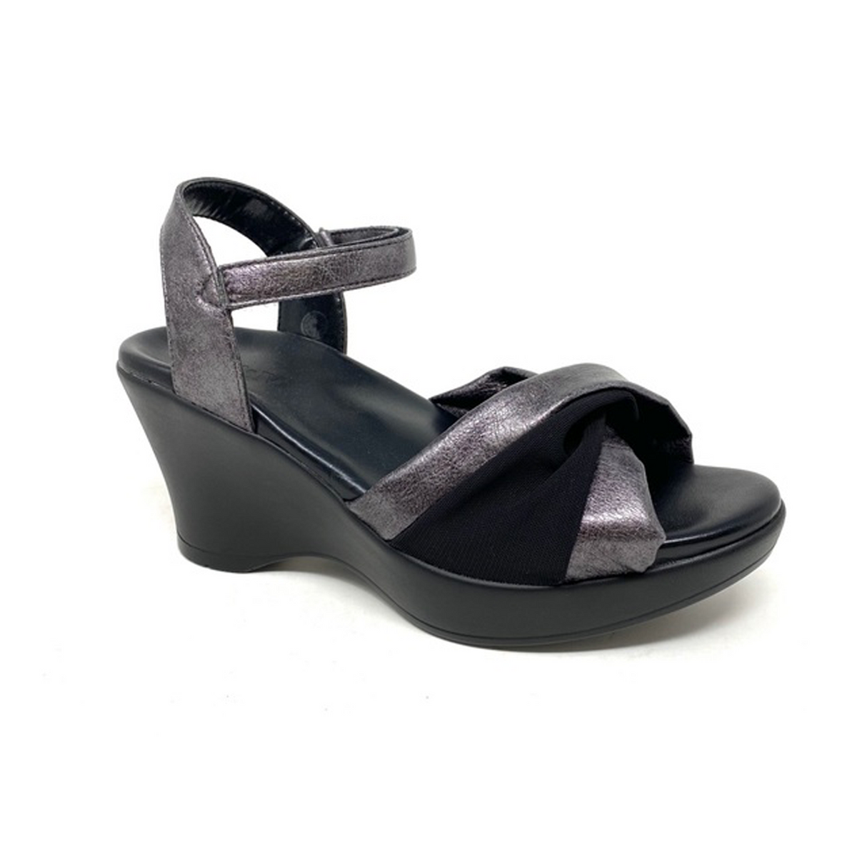 Akaishi Miwa Wedge Sandal (Women) - Silver Sandal - Heel/Wedge - The Heel Shoe Fitters