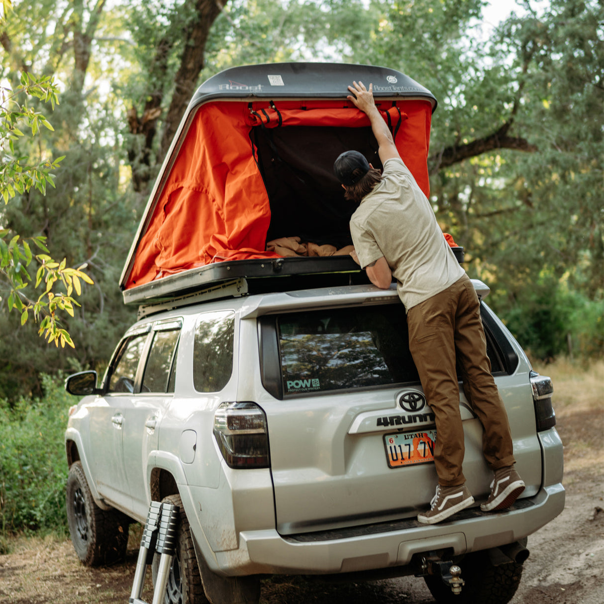 Kuhl Resistor Lite Tapered Jean (Men) - Dark Khaki Apparel - Bottom - Pant - The Heel Shoe Fitters