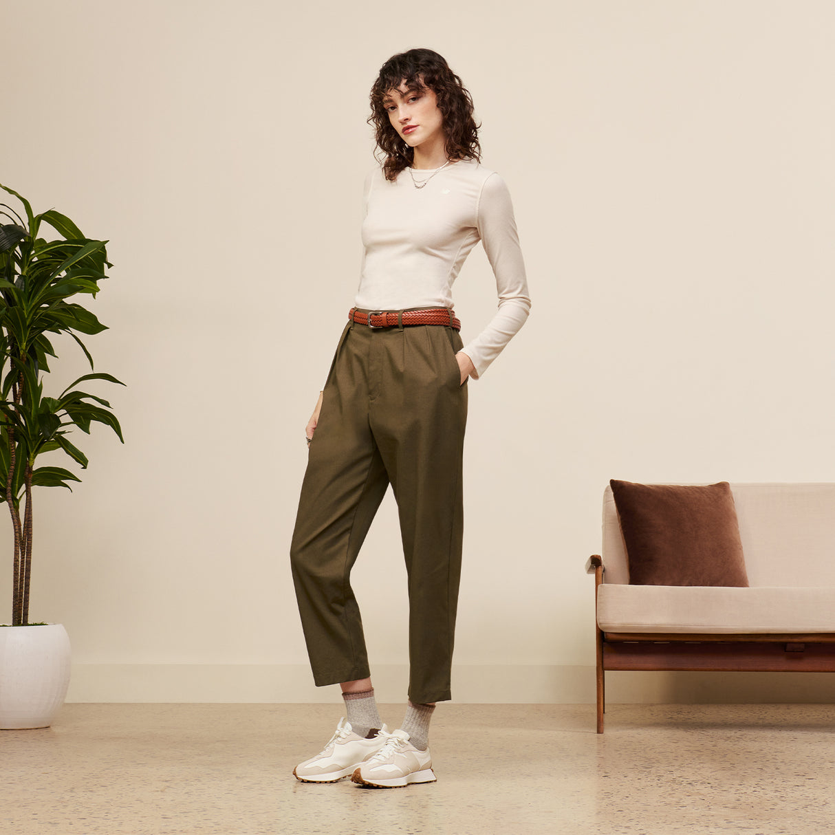 New Balance 327 Running Shoe (Women) - Linen/Sea Salt Athletic - Running - Stability - The Heel Shoe Fitters