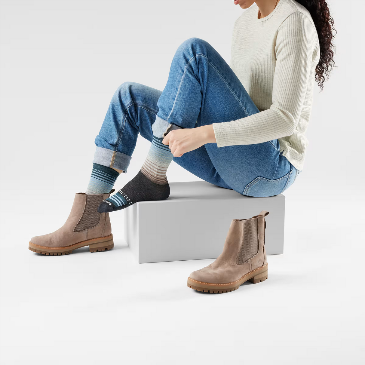 Smartwool Everyday Stitch Stripe Crew Sock (Unisex) - Charcoal/Ash Accessories - Socks - Lifestyle - The Heel Shoe Fitters