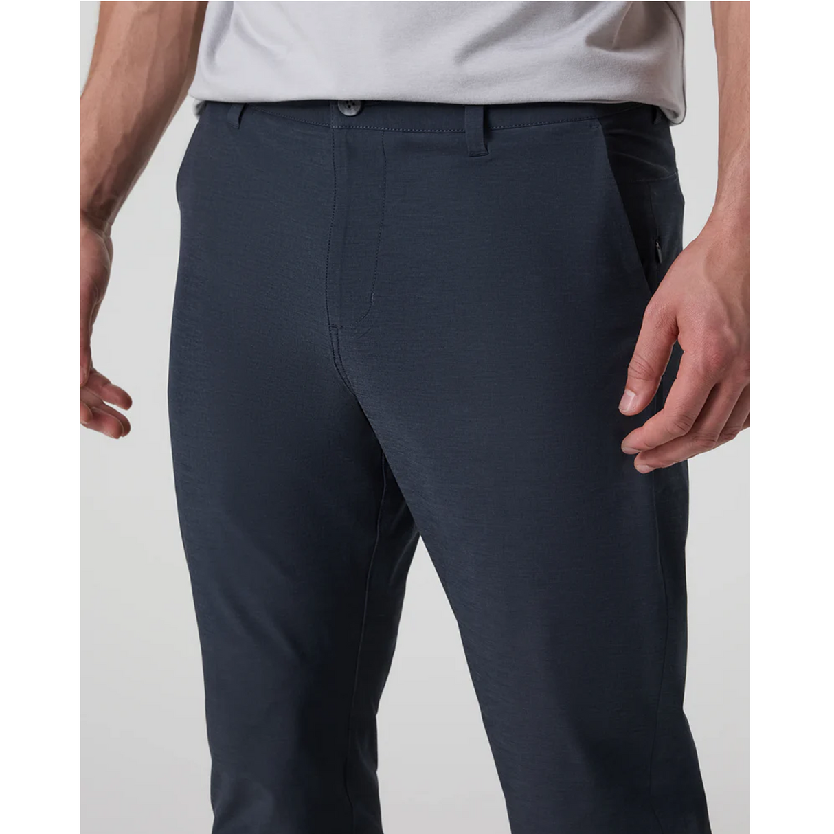 Vuori Aim Athletic Slim Fit 32" Pant (Men) - Navy