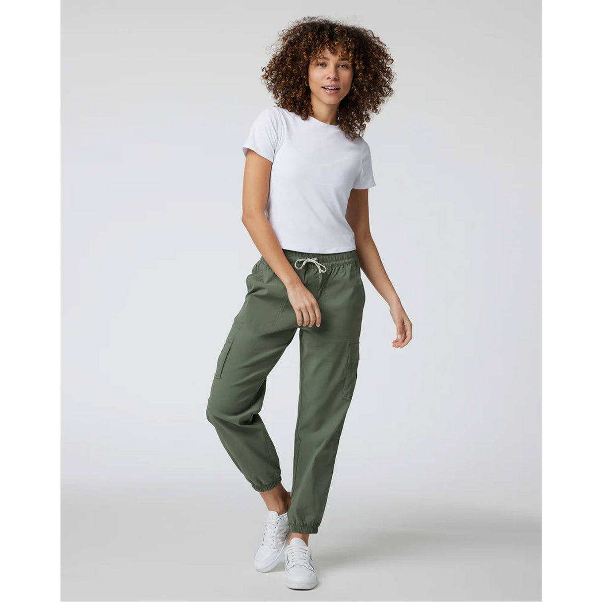 Vuori Pose Fitted Tee (Women) - White Apparel - Top - ShortSleeve - The Heel Shoe Fitters