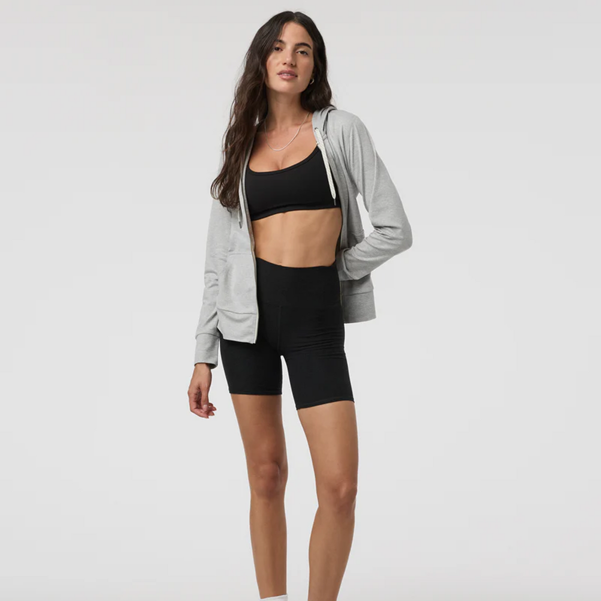 Vuori Halo Performance Hoodie 2.0 (Women) - Pale Grey Heather Apparel - Top - Sweatshirt - The Heel Shoe Fitters