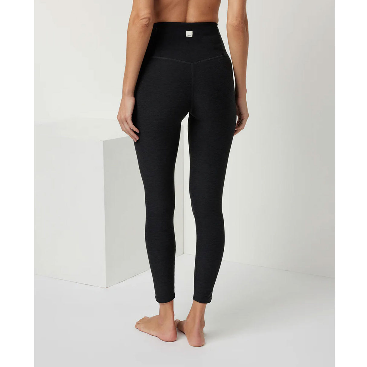 Vuori Clean Elevation Legging (Women) - Black Heather Apparel - Bottom - Pant - The Heel Shoe Fitters