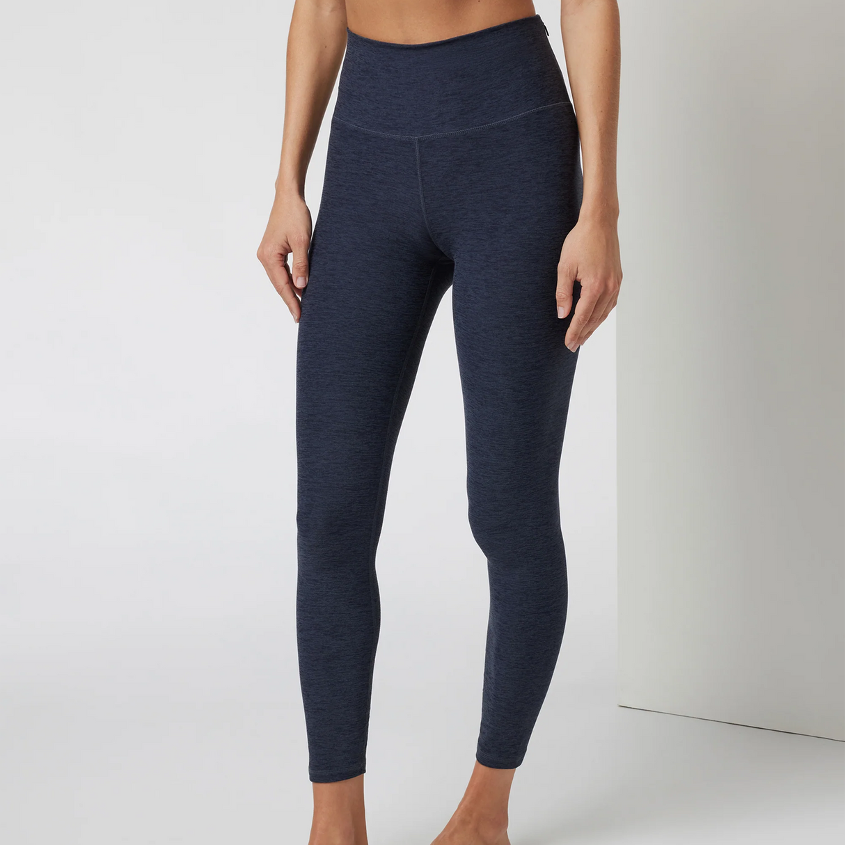 Vuori Clean Elevation Legging (Women) - Midnight Heather Apparel - Bottom - Pant - The Heel Shoe Fitters