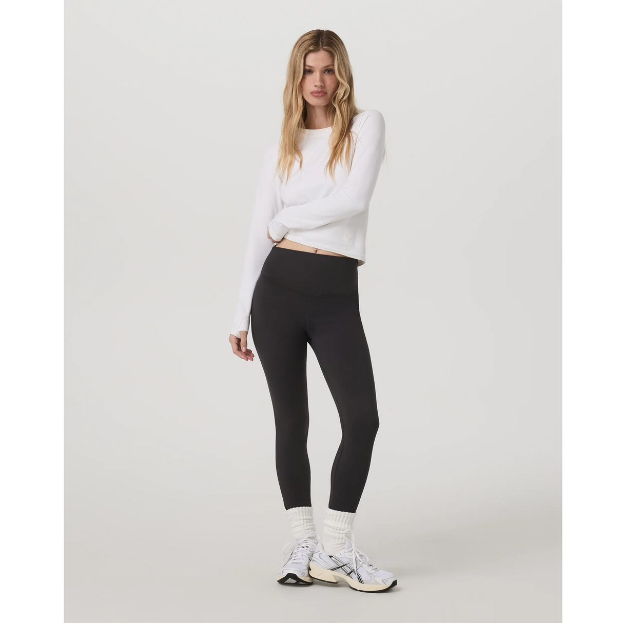 Vuori Chilled Out Legging (Women) - Washed Black Apparel - Bottom - Pant - The Heel Shoe Fitters