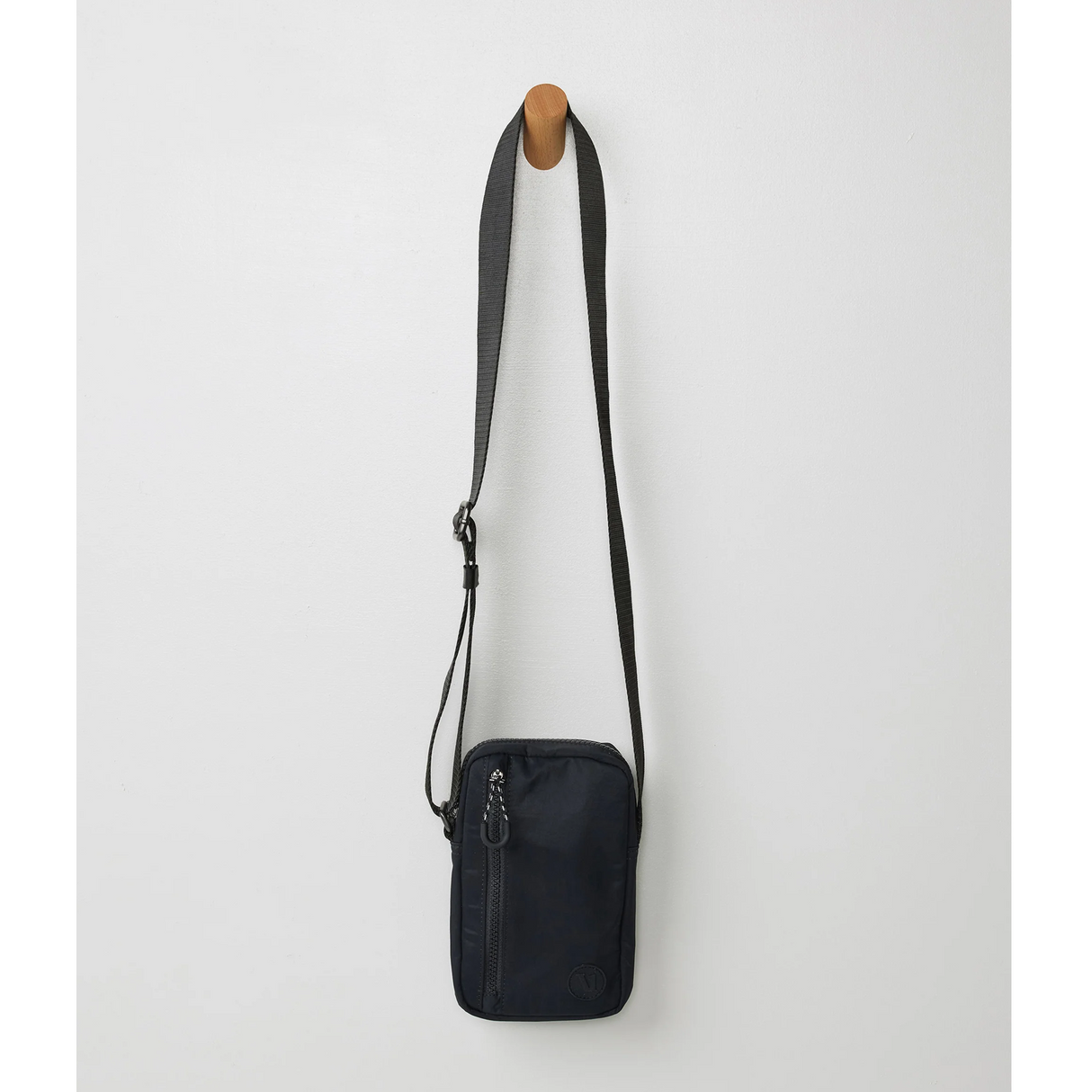 Vuori All Around Crossbody Bag (Women) - Black Accessories - Bags - Crossbody - The Heel Shoe Fitters