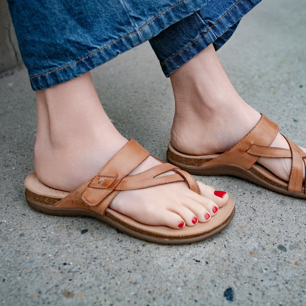 Taos Perfect Sandal (Women) - Tan Sandal - Thong - The Heel Shoe Fitters