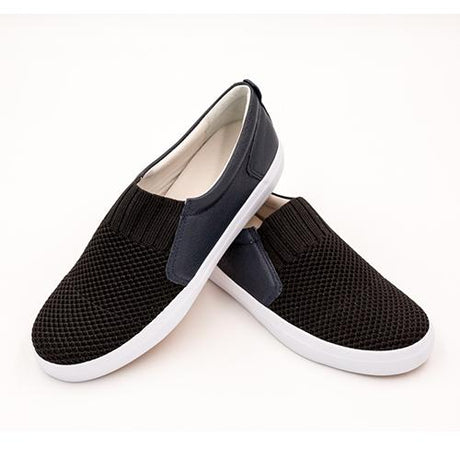 Wirth Evidence Slip On Sneaker (Women) - Preto Dress-Casual - Slip Ons - The Heel Shoe Fitters