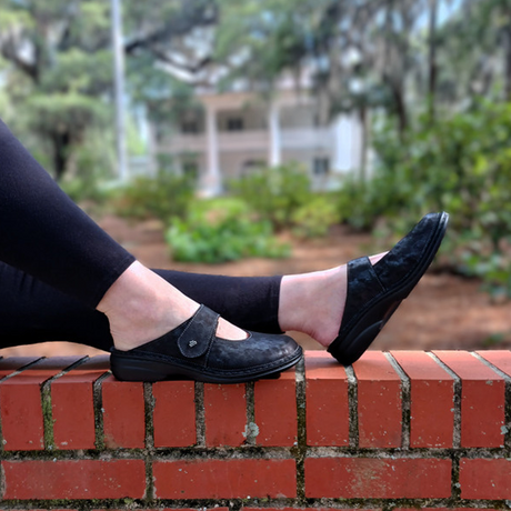 Finn Comfort Stanford Clog (Women) - Nero Vegas Dress-Casual - Clogs & Mules - The Heel Shoe Fitters