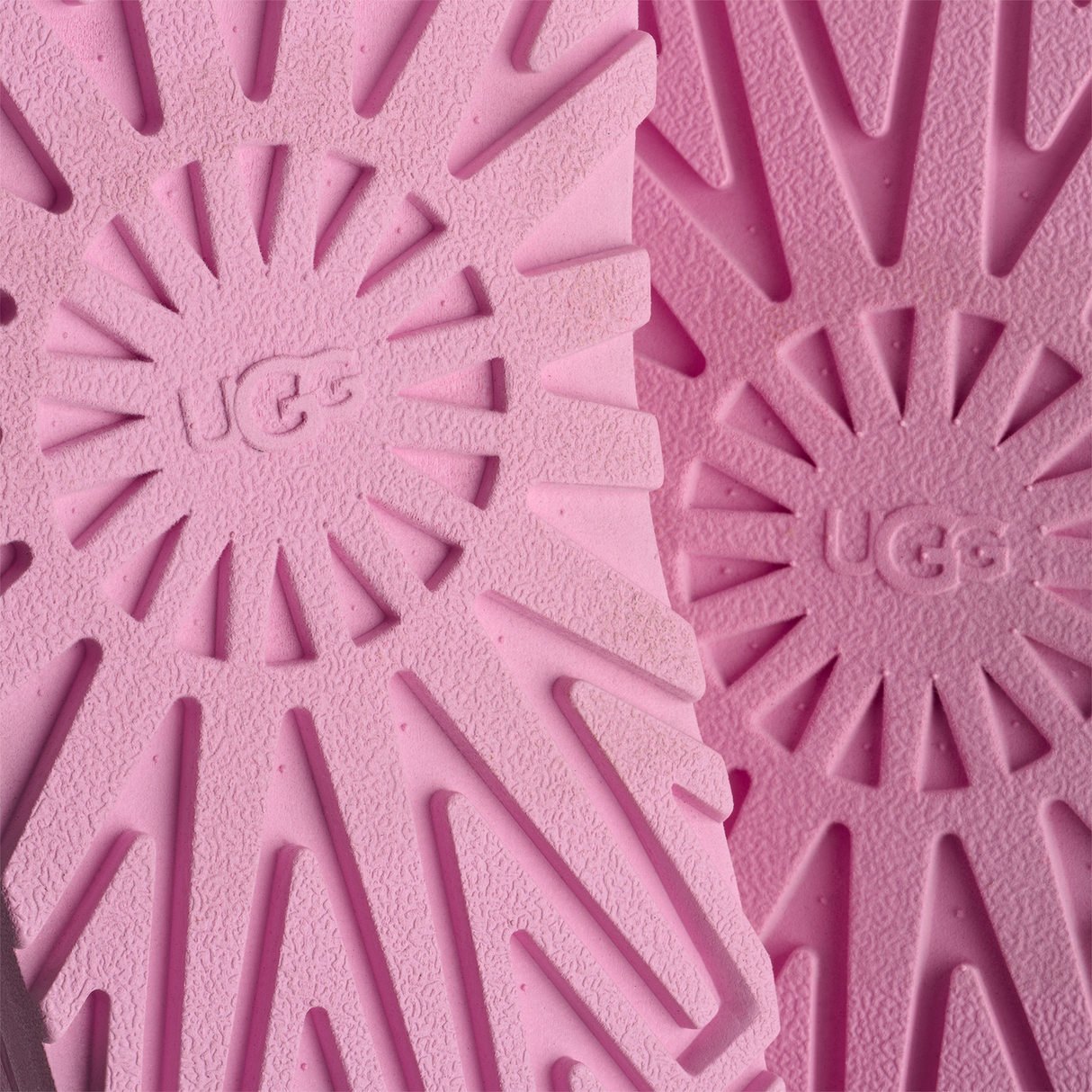 UGG® GoldenGlow (Women) - Pink Diamond