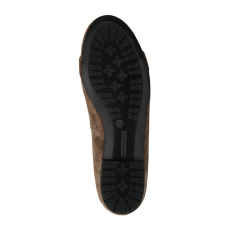 Ara Scout Chain Flat (Women) - Sesame Suede Dress-Casual - Flat - The Heel Shoe Fitters