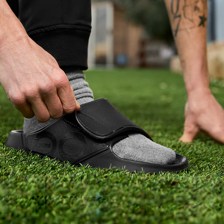 Oofos OOahh Sport Flex Slide Sandal (Unisex) - Black/Matte Black Sandal - Slide - The Heel Shoe Fitters