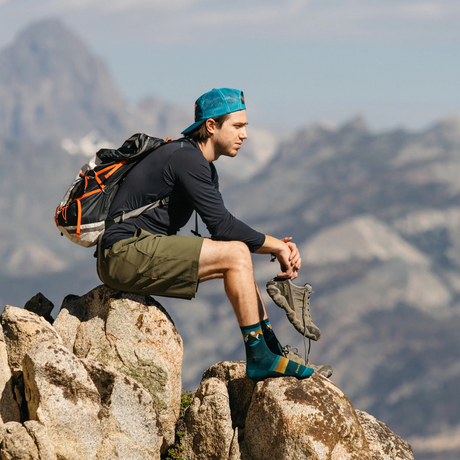 Darn Tough Sunset Ridge Lightweight Micro Crew Sock with Cushion (Men) - Bottle Accessories - Socks - Performance - The Heel Shoe Fitters