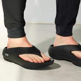 Oofos OOriginal+ Sandal (Unisex) - Black