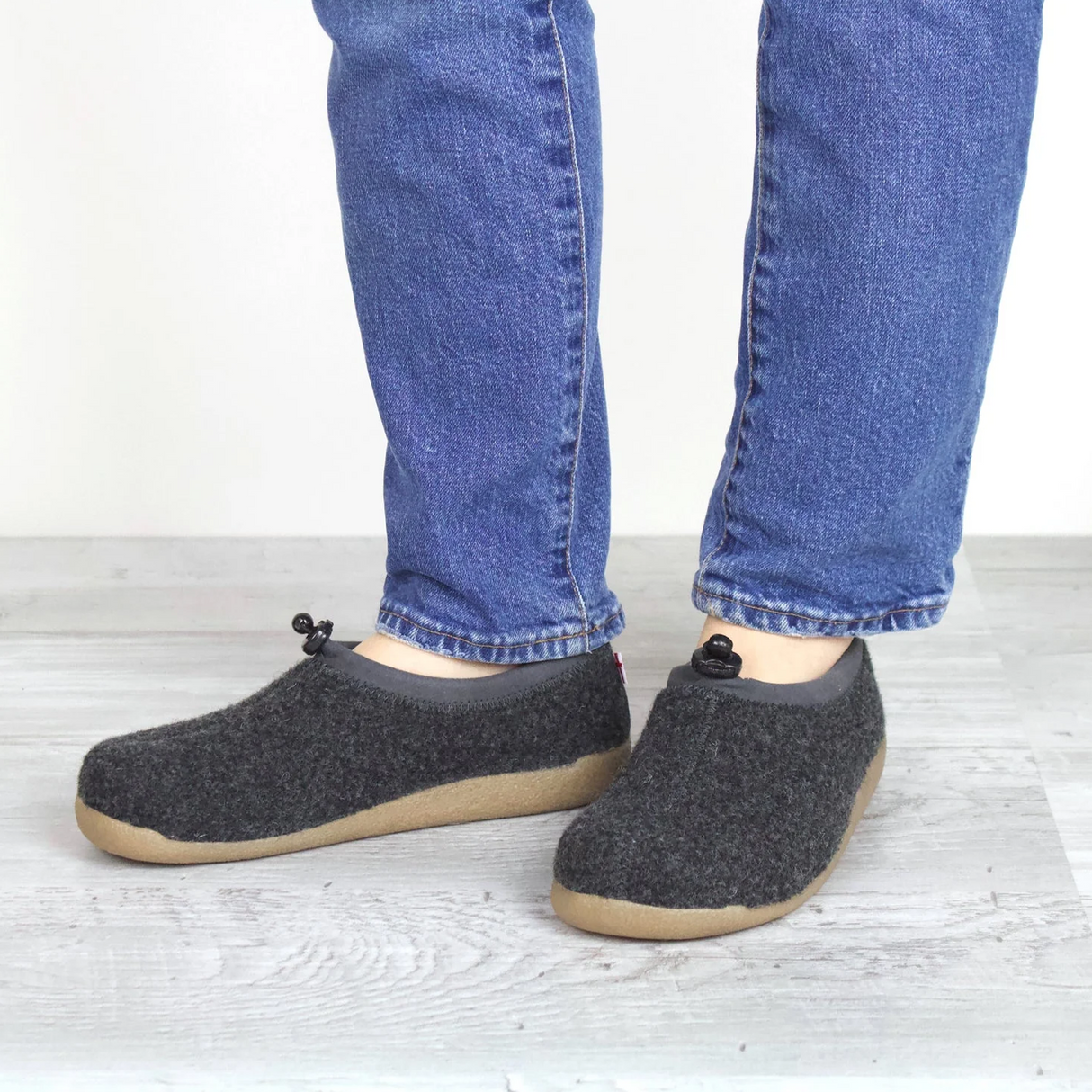 Sanita Stromo Slipper (Unisex) - Charcoal Dress Casual - Slipper - The Heel Shoe Fitters