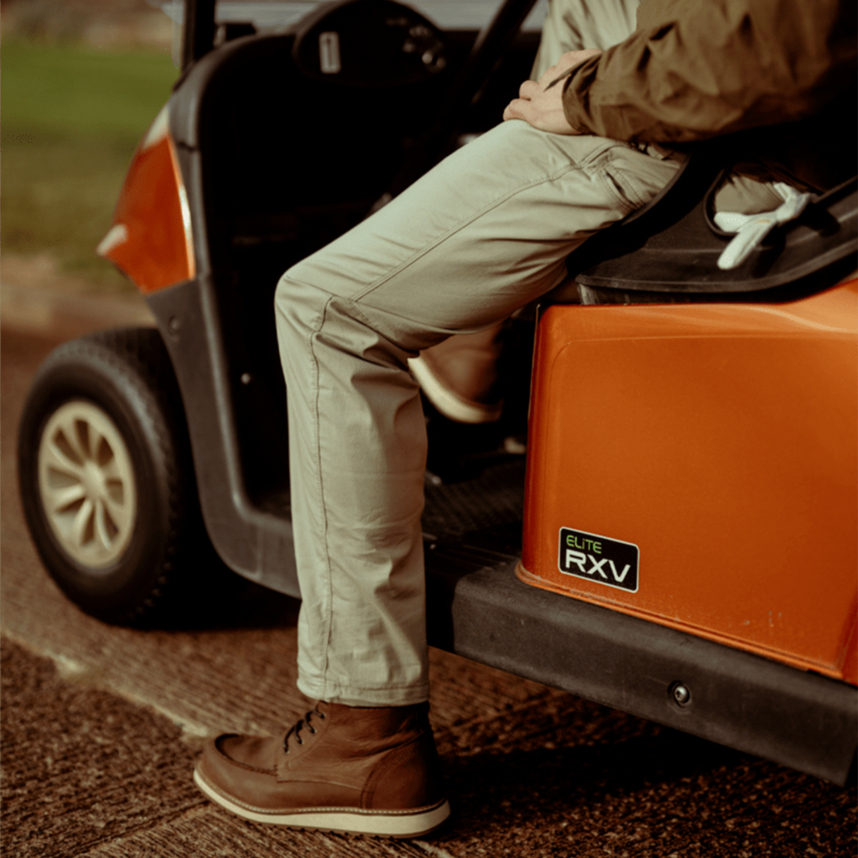 Kuhl Resistor Lite Chino Klassik (Men) Apparel - Bottom - Pant - The Heel Shoe Fitters
