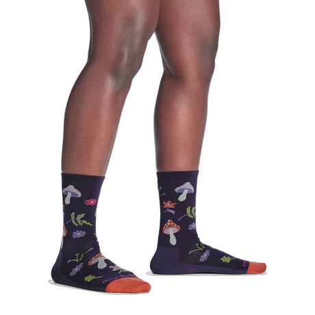Darn Tough Socks Shroom Bloom Lightweight Crew (Women) - Blackberry Accessories - Socks - Lifestyle - The Heel Shoe Fitters