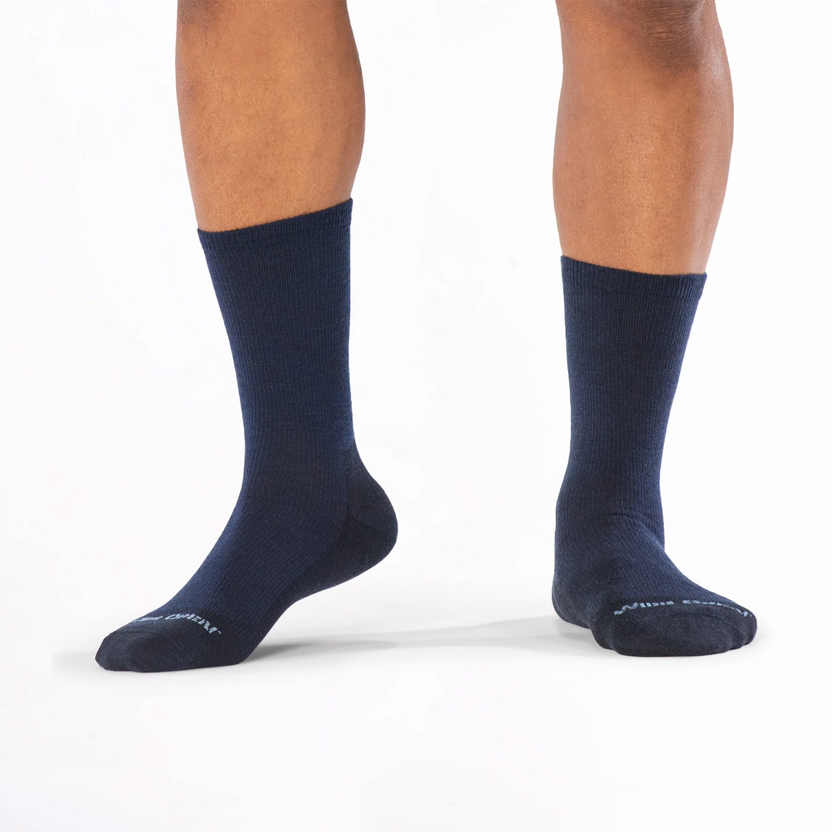 Wide Open Solid Lightweight Crew Sock (Men) - Navy Accessories - Socks - Lifestyle - The Heel Shoe Fitters