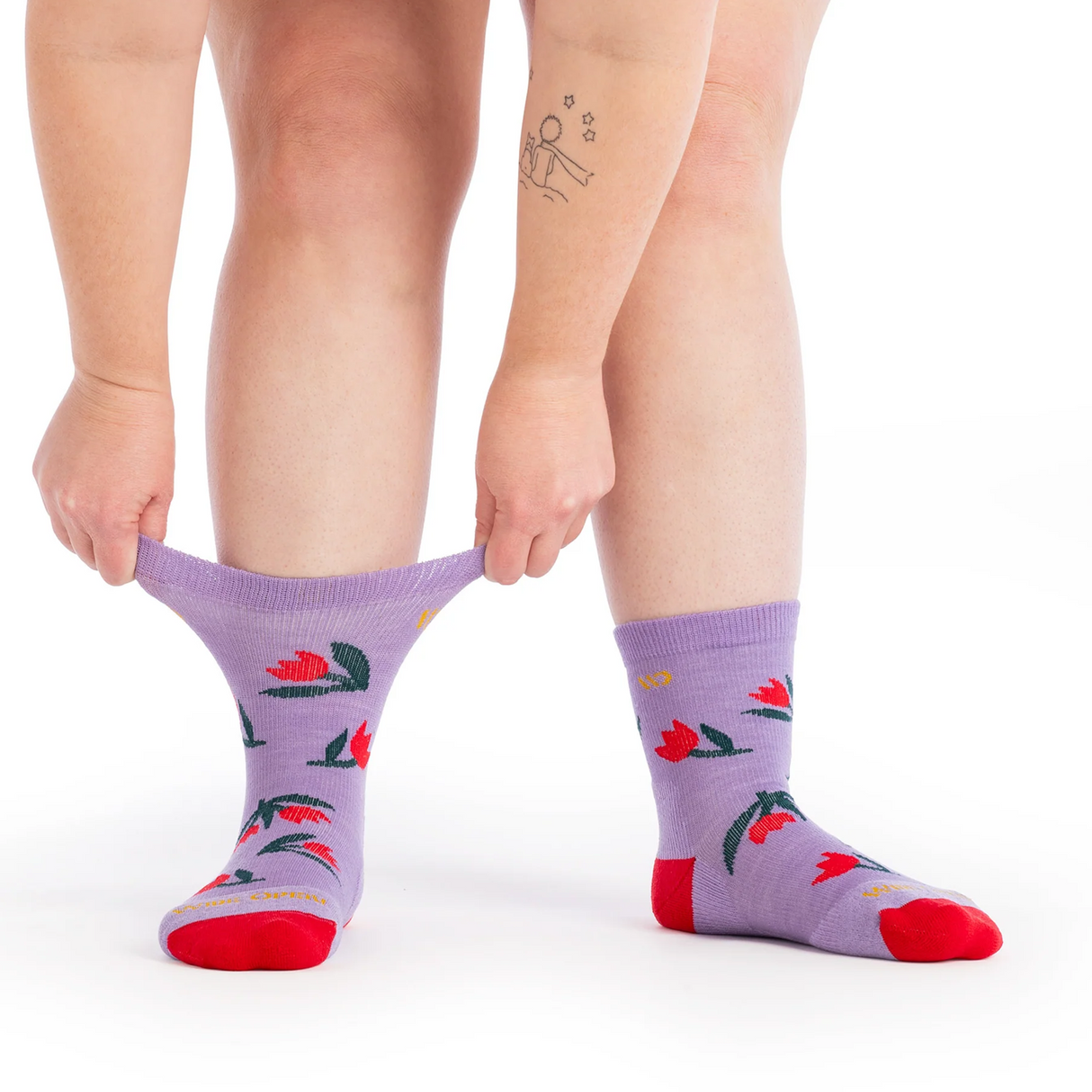 Wide Open Full Bloom Cushioned Micro Crew Sock (Women) - Tulip Purple Accessories - Socks - Lifestyle - The Heel Shoe Fitters