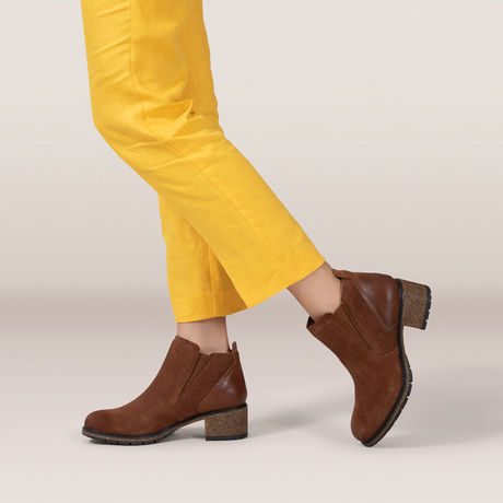 Aetrex Frankie Ankle Boot (Women) - Caramel Cafe Leather Boots - Fashion - Ankle Boot - The Heel Shoe Fitters