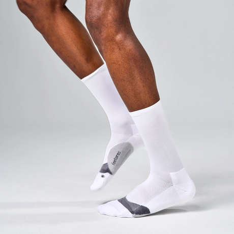 Feetures Elite Light Cushion Crew Sock (Unisex) - White Accessories - Socks - Performance - The Heel Shoe Fitters