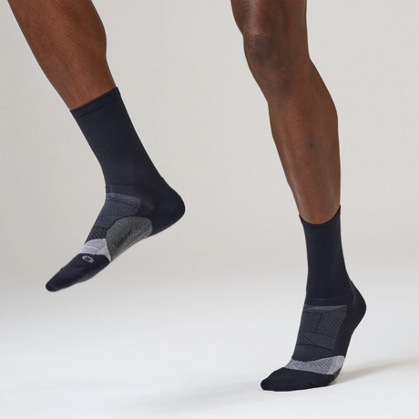 Feetures Elite Light Cushion Crew Sock (Unisex) - Black Accessories - Socks - Performance - The Heel Shoe Fitters
