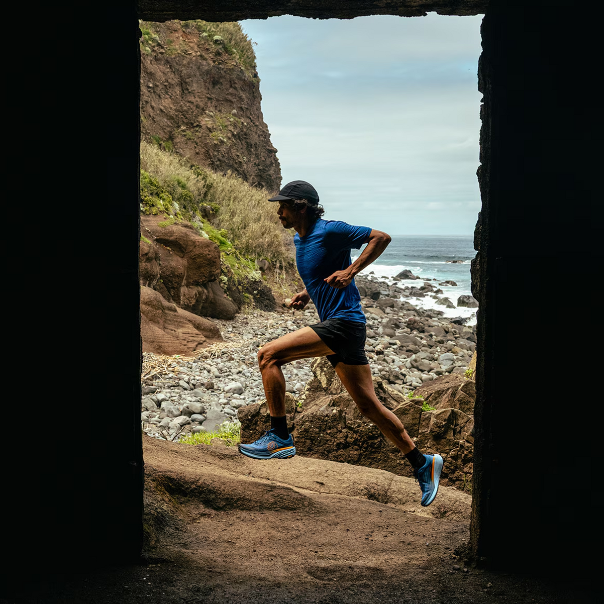 Topo Vista Running Shoe (Men) - Navy/Orange Athletic - Running - Trail - The Heel Shoe Fitters