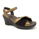 Akaishi Miwa Wedge Sandal (Women) Sandal - Heel/Wedge - The Heel Shoe Fitters