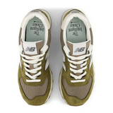 New Balance 574 Sneaker (Unisex) - Calcium/Dark Silver Metallic Athletic - Casual - Lace Up - The Heel Shoe Fitters