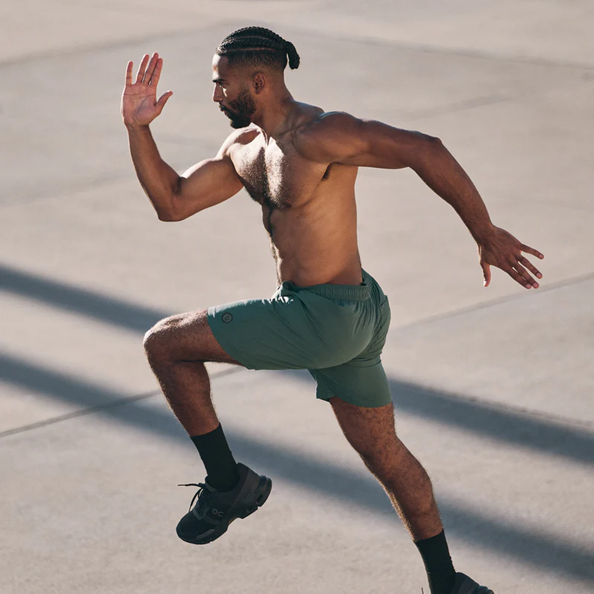 Vuori Kore 7" Lined Short (Men) - Agate Green Tonal Apparel - Bottom - Short - The Heel Shoe Fitters