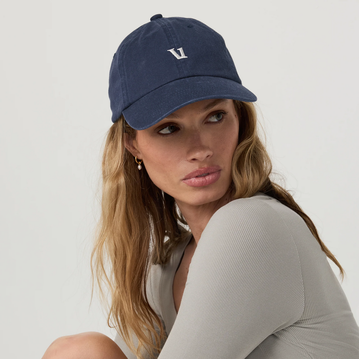 Vuori Dad Hat (Unisex) - Navy