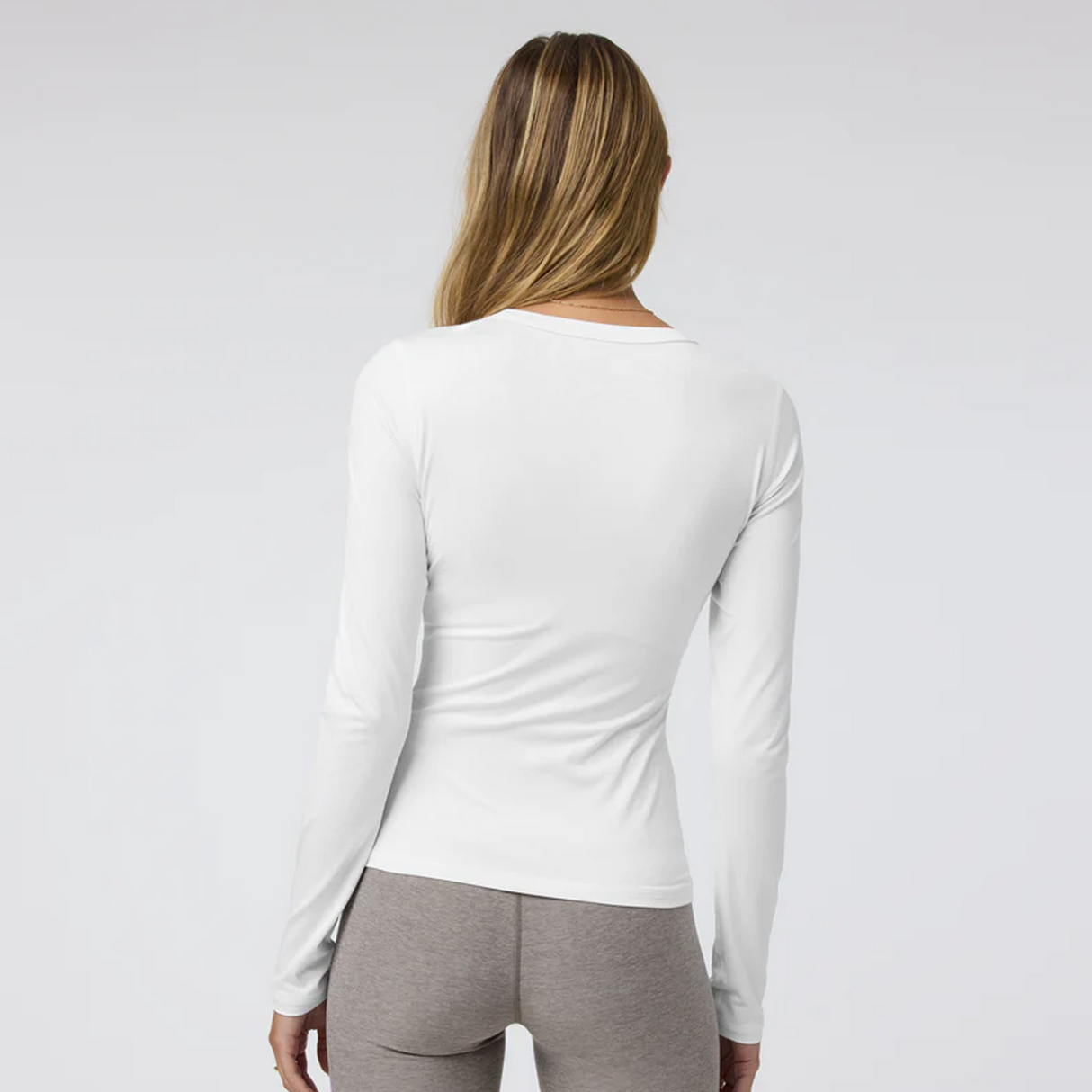 Vuori Lux Long Sleeve Crew Tee (Women) - White Apparel - Top - Long Sleeve - The Heel Shoe Fitters