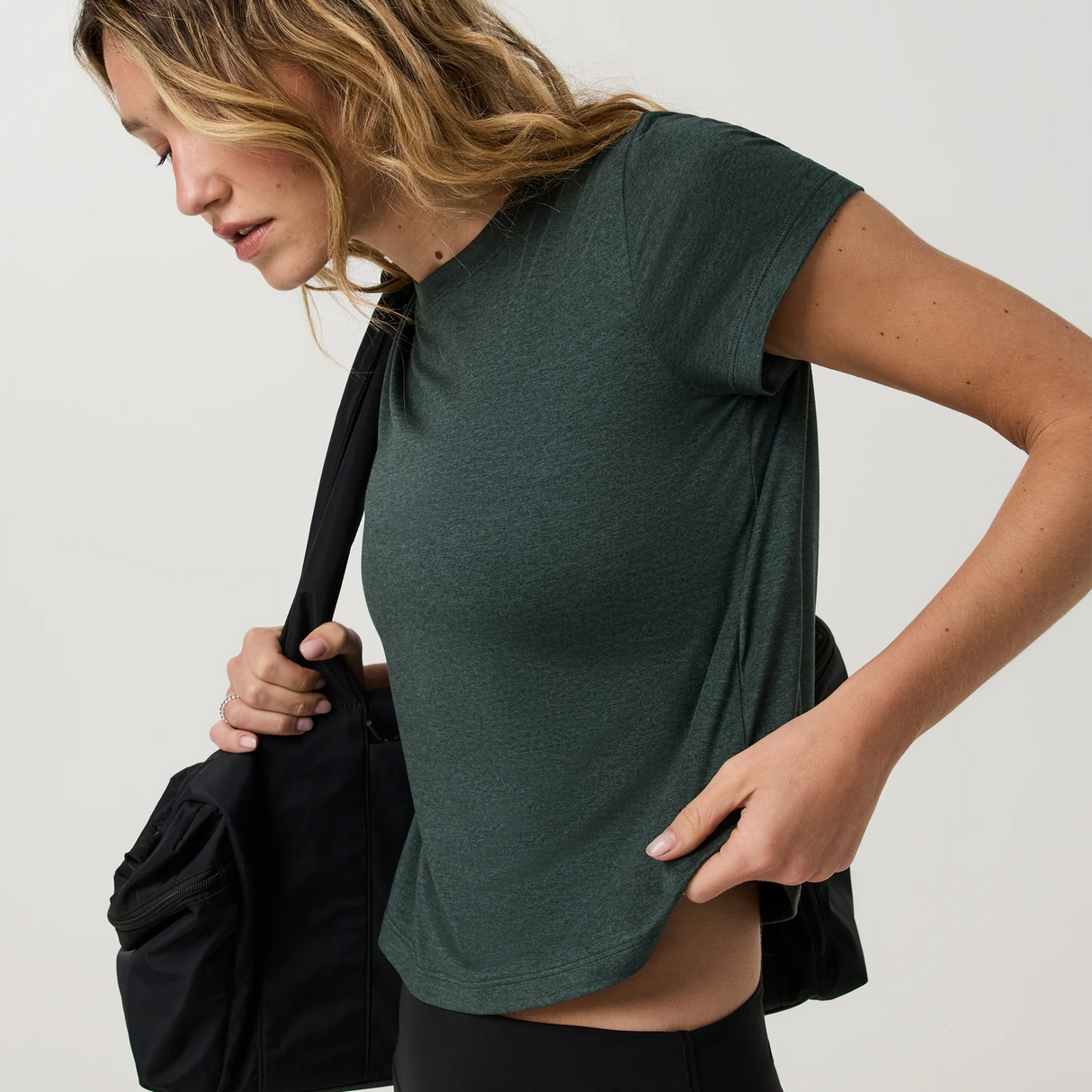Vuori Energy Classic Tee (Women) - Hemlock Heather