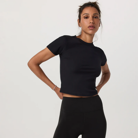 Vuori Pose Fitted Tee (Women) - Black Apparel - Top - ShortSleeve - The Heel Shoe Fitters