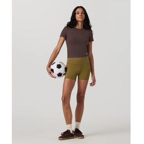 Vuori Pose Fitted Tee (Women) Apparel - Top - Short Sleeve - The Heel Shoe Fitters