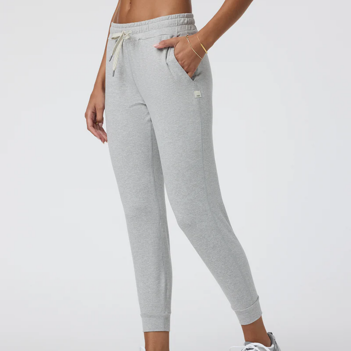 Vuori Performance Jogger (Women) - Pale Grey Heather Apparel - Bottom - Pant - The Heel Shoe Fitters