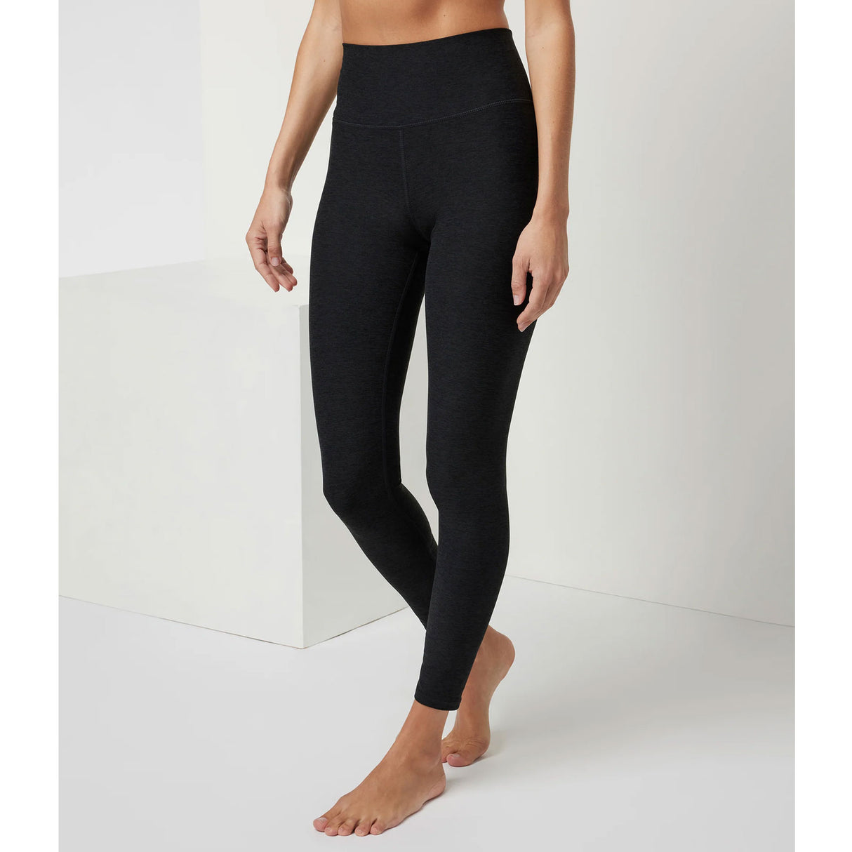 Vuori Clean Elevation Legging (Women) - Black Heather Apparel - Bottom - Pant - The Heel Shoe Fitters